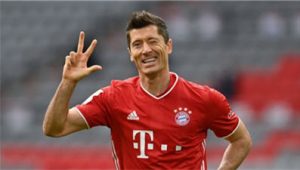 Hat-trik From Lewandowski Lifts Bayern